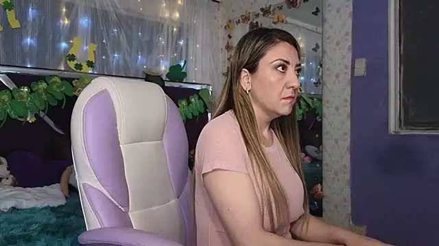 Snapshot of Dary_walker chatting on March 22, 2025, 12:04 pm Dary walker online show from March 22, 2025, 12:04 pm