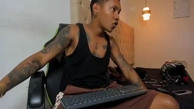 blackdirty420 online show from November 16, 2025, 7:41 pm