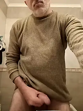 Sexyguycumming online show from March 12, 2025, 2:41 am