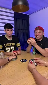 Angel Montiell online show from October 18, 2025, 2:58 am