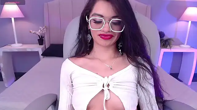 Snapshot of Emerald_gh chatting on September 21, 2025, 9:16 pm Emerald gh online show from September 21, 2025, 9:16 pm