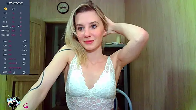 Snapshot of Caramel_piegirl chatting on September 30, 2025, 8:58 pm Caramel piegirl online show from September 30, 2025, 8:58 pm