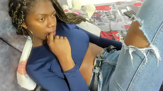 Snapshot of enyelsalas2 chatting on November 25, 2025, 1:16 am enyelsalas2 online show from November 25, 2025, 1:16 am