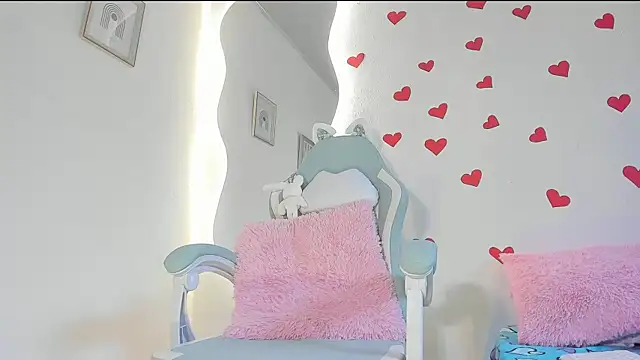 Abbiee 8 online show from March 20, 2026, 3:39 pm