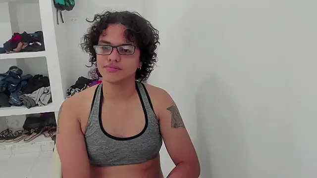 Snapshot of Diane_blossom chatting on September 23, 2025, 12:52 pm Diane blossom online show from September 23, 2025, 12:52 pm