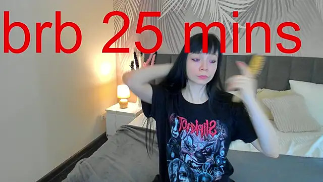 Snapshot of SkinyJoyce chatting on March 6, 2025, 5:14 am SkinyJoyce online show from March 6, 2025, 5:14 am