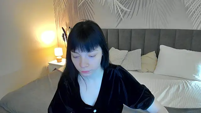 Snapshot of SkinyJoyce chatting on March 12, 2025, 2:09 am SkinyJoyce online show from March 12, 2025, 2:09 am