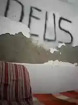 Snapshot of shuelldin chatting on March 11, 2025, 5:35 pm shuelldin online show from March 11, 2025, 5:35 pm