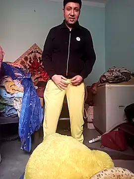 innocentboy1987 online show from November 20, 2025, 6:13 am