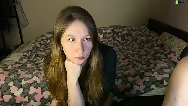 Sabrinaanddaniel online show from February 24, 2026, 7:34 pm