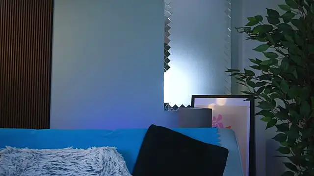 Dolce Tentacion online show from February 26, 2025, 2:25 pm