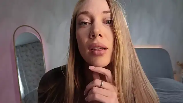 Snapshot of Engel_13 chatting on September 19, 2025, 9:00 am Engel 13 online show from September 19, 2025, 9:00 am