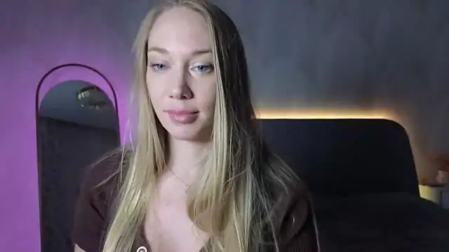 Snapshot of Engel_13 chatting on September 22, 2025, 5:59 pm Engel 13 online show from September 22, 2025, 5:59 pm