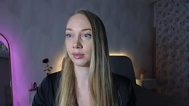 Snapshot of Engel_13 chatting on September 28, 2025, 4:12 pm Engel 13 online show from September 28, 2025, 4:12 pm