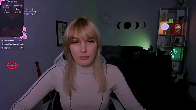 catherine kitty online show from October 2, 2025, 7:21 pm