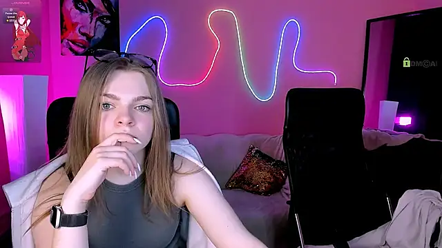 catherine kitty online show from March 2, 2026, 8:26 pm