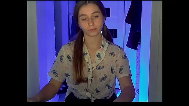 Snapshot of Nana_Rain chatting on October 12, 2025, 7:24 pm Nana Rain online show from October 12, 2025, 7:24 pm