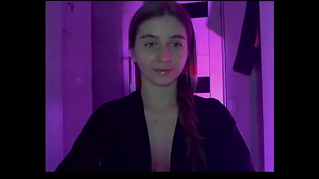 Snapshot of Nana_Rain chatting on November 9, 2025, 8:07 pm Nana Rain online show from November 9, 2025, 8:07 pm