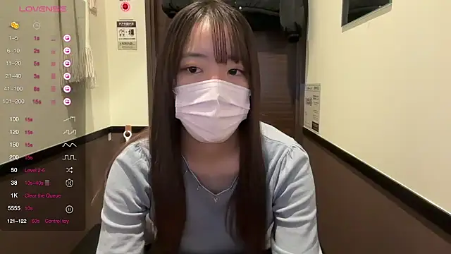 Riri  o0 online show from February 21, 2025, 10:04 pm