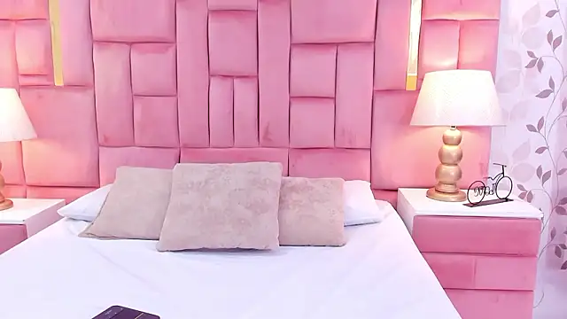 ArianaFranco online show from January 19, 2026, 1:59 pm