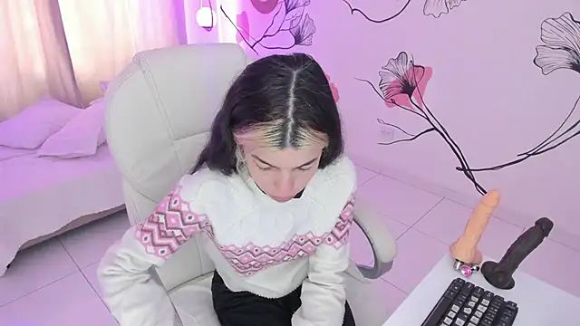 Isabela Fiorelli online show from October 7, 2025, 1:19 pm