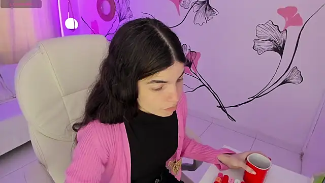 Isabela Fiorelli online show from February 3, 2026, 1:05 pm