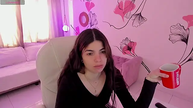 Isabela Fiorelli online show from April 11, 2026, 1:15 pm