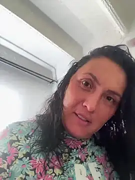 dulce valeriaa online show from February 9, 2025, 2:50 pm