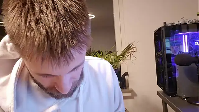 ademandjulia online show from January 11, 2026, 7:30 pm