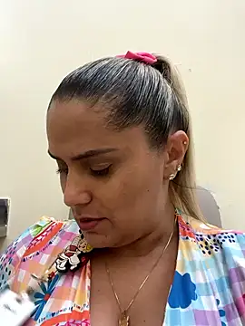 Snapshot of Gabyseex chatting on May 1, 2026, 1:37 pm Gabyseex online show from May 1, 2026, 1:37 pm