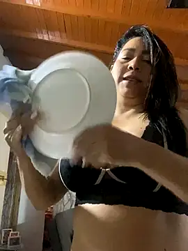 Snapshot of Michelle__taylor chatting on October 14, 2025, 3:35 pm Michelle  taylor online show from October 14, 2025, 3:35 pm