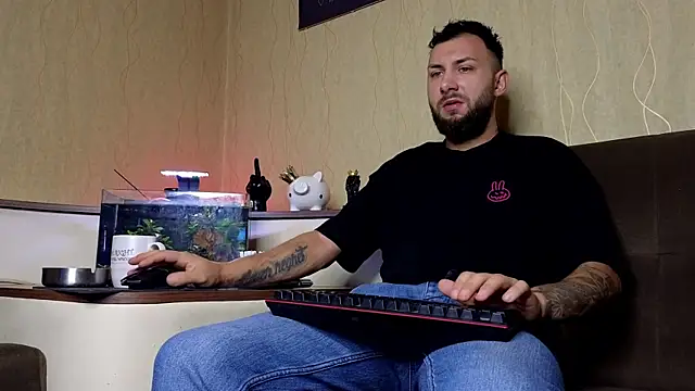 JamieNoxus online show from September 19, 2025, 7:54 am