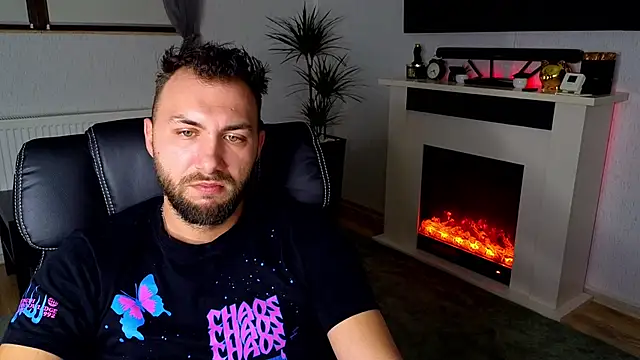 JamieNoxus online show from November 25, 2025, 6:24 am