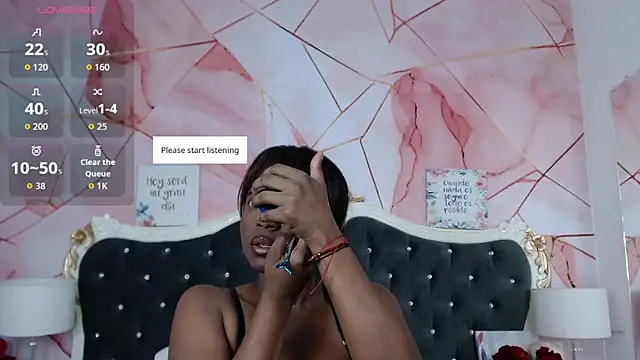 LindaBird online show from March 26, 2026, 10:48 pm