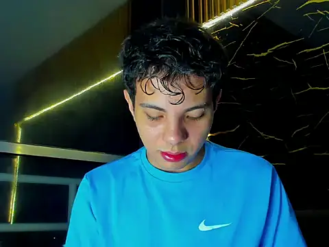 Alessandro 1610 online show from June 17, 2026, 3:42 am