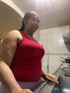 Snapshot of Carola-Ross chatting on September 30, 2025, 6:24 pm Carola-Ross online show from September 30, 2025, 6:24 pm