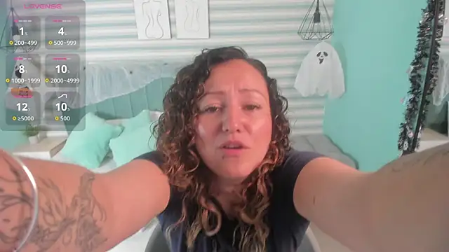 Snapshot of abby_apple chatting on October 28, 2025, 1:36 pm abby apple online show from October 28, 2025, 1:36 pm