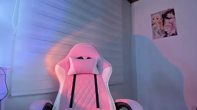 Snapshot of mikusitq_ chatting on November 7, 2025, 11:38 pm mikusitq online show from November 7, 2025, 11:38 pm