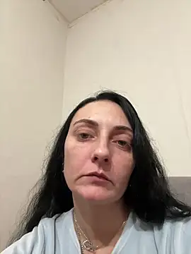 Miroslava1247 online show from February 14, 2026, 8:27 pm