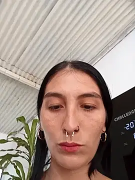 single mother indecent online show from September 26, 2025, 1:37 pm