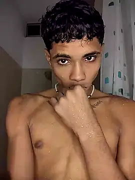 BrawnLove02 online show from February 9, 2025, 3:23 pm