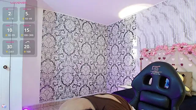 Snapshot of Issa_tay1 chatting on March 13, 2026, 3:46 am Issa tay1 online show from March 13, 2026, 3:46 am