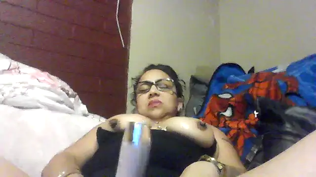 Snapshot of SweetSexyLatina chatting on April 12, 2026, 2:22 pm SweetSexyLatina online show from April 12, 2026, 2:22 pm