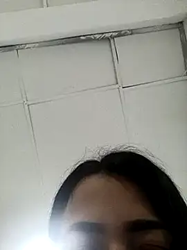 kimbadazz online show from February 20, 2025, 3:23 am