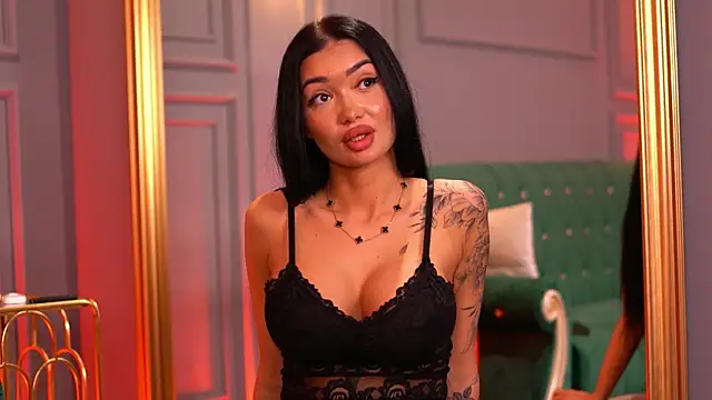 SashaFerrera online show from February 20, 2025, 1:03 am