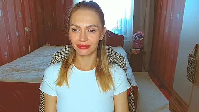 Snapshot of Lady_Sunshine_ chatting on August 8, 2026, 6:37 am Lady Sunshine online show from August 8, 2026, 6:37 am