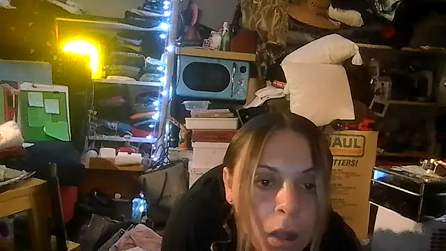 ShysluutGia online show from June 28, 2026, 10:43 am