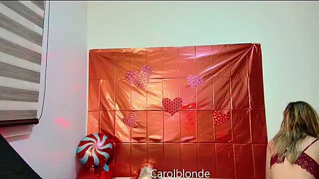 Carolblonde online show from February 14, 2025, 3:22 am