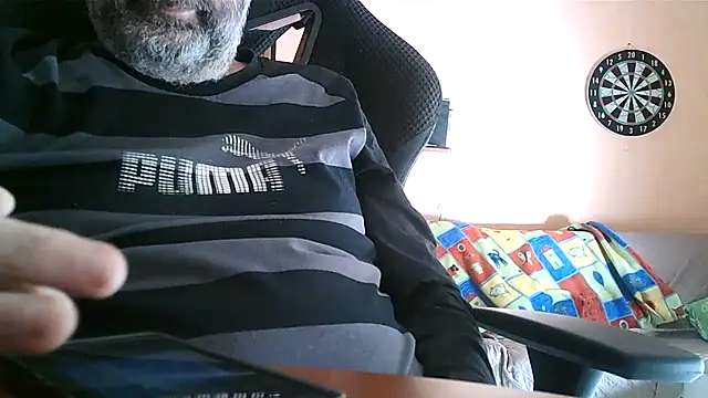 Snapshot of lanata chatting on March 17, 2025, 3:29 pm lanata online show from March 17, 2025, 3:29 pm