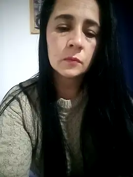 Snapshot of Alanna_11 chatting on October 28, 2025, 4:38 am Alanna 11 online show from October 28, 2025, 4:38 am